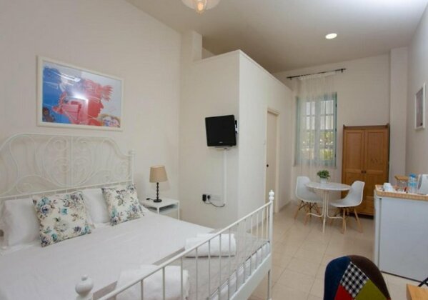 Shongas Inn - Photo3