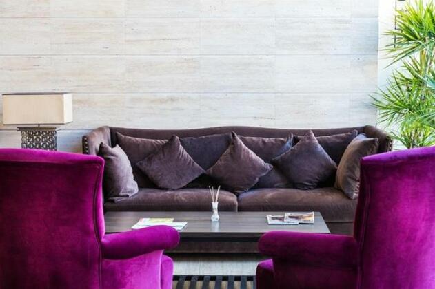 Port View Hotel - Photo2