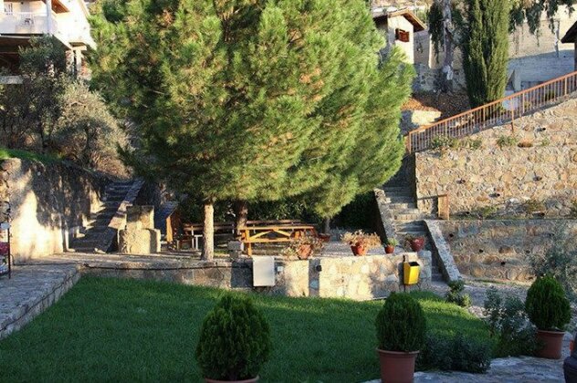Guest House Aresti - Photo4