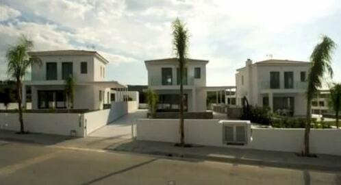 Sea Front Villas - Photo4