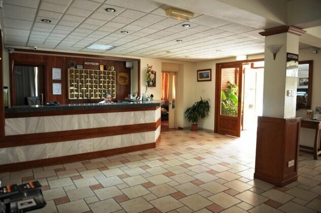 Ekali Hotel - Photo2