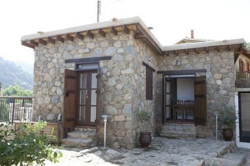 Enipnion Apartments - Photo2
