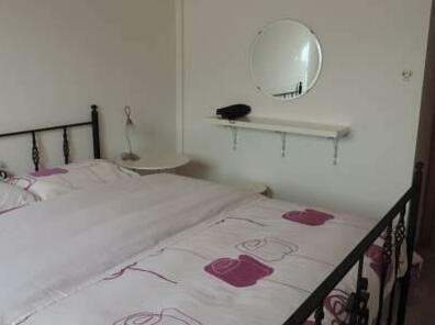Alonia House - Photo2