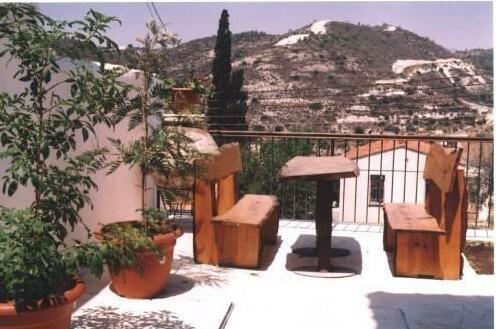 Andri's House - Photo5