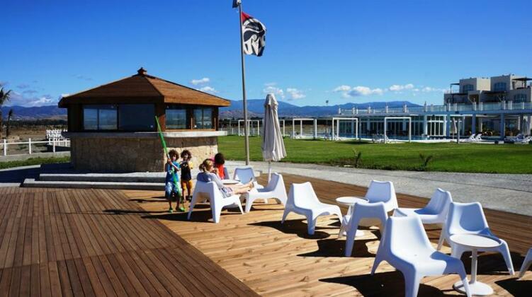 Aphrodite Beachfront Resort - Photo3