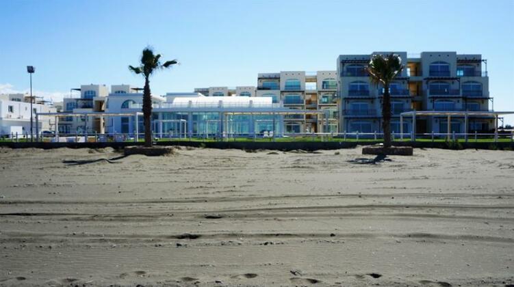 Aphrodite Beachfront Resort - Photo5