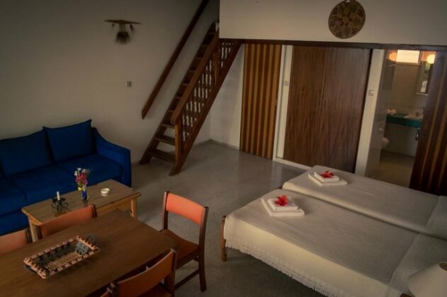 Ambelia Holiday Village - Photo3