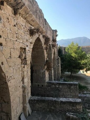 Apartment with terrace Kyrenia - Photo4