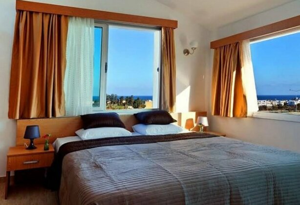 Fairmont Holiday Village - Photo4