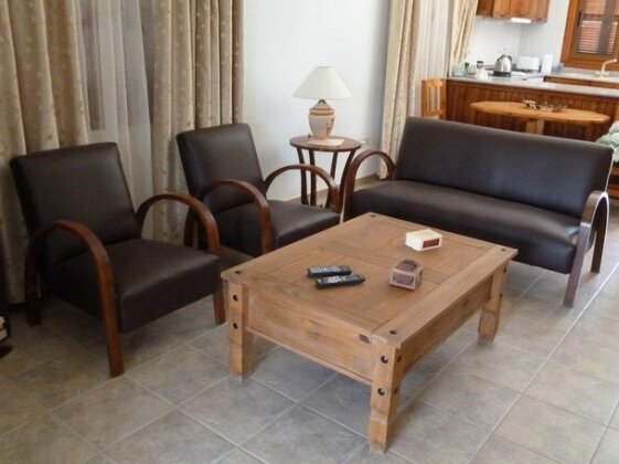 Farm House Kyrenia - Photo3