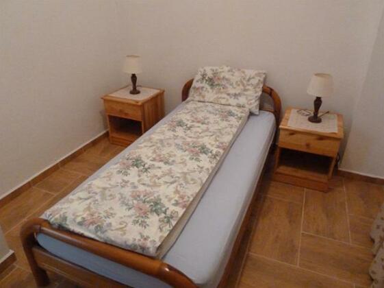 Farm House Kyrenia - Photo4