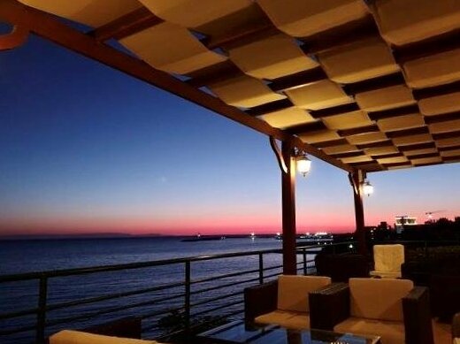 High Life Hotel - Photo3