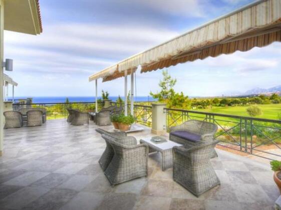 Korineum Golf Resort - Photo3