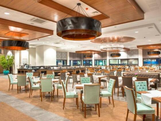 Korineum Golf Resort - Photo4