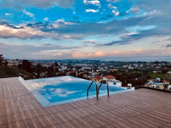 Spectacular Villa In Kyrenia