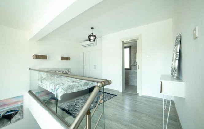 Sunshine Prestige studio Breeze - Photo2