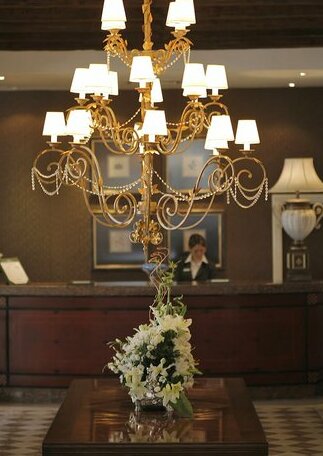 The Colony - Photo4