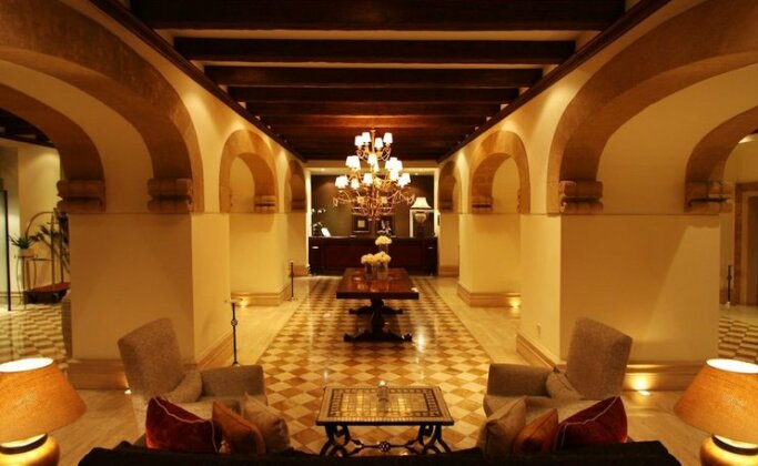 The Colony - Photo5