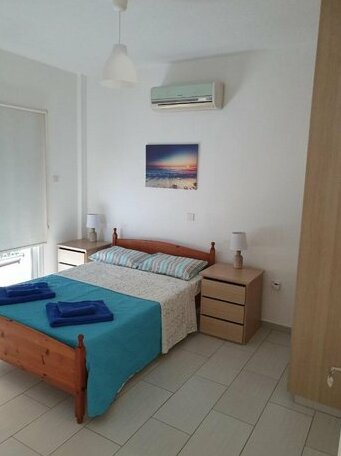 Alexa Apartment Larnaca - Photo2