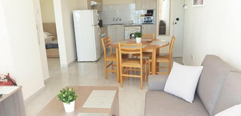 Apartment 401 Camelia Court - Photo2