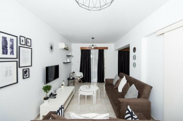 Aurora Flat 102 - Photo2