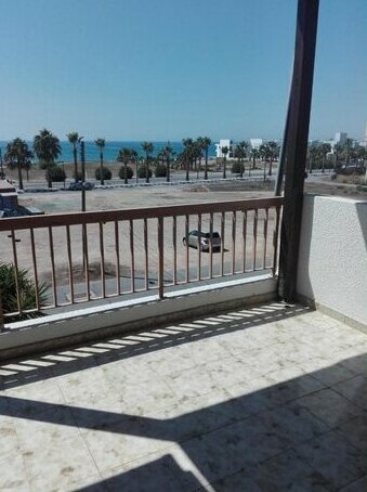 Cozy Sea view Apartment Larnaca