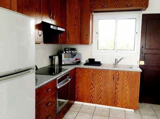 First Line Spacious House / 20m to the Beach - Photo4