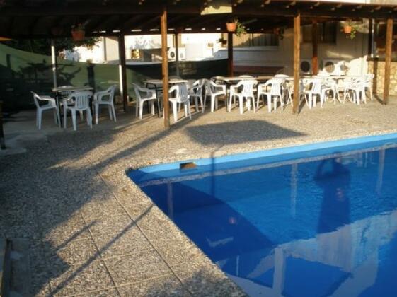 Klashiana Hotel Apartments - Photo3