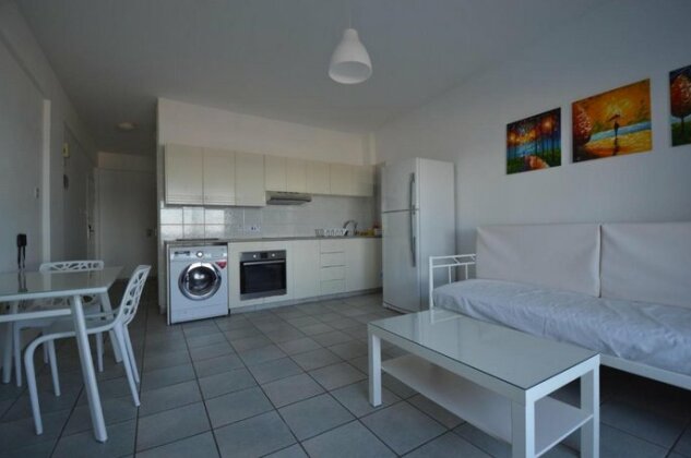 Krasas Beach Flats - Photo3