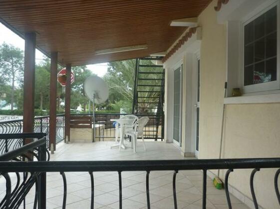 Larnaca Budget Residences - Photo3