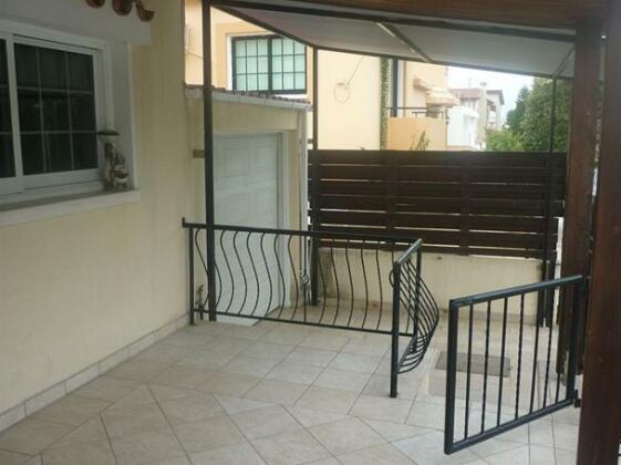 Larnaca Budget Residences - Photo4