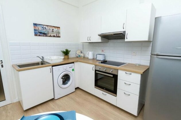 Larnaca Golden Beach Apts - Photo3