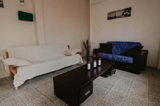 Lidia Apartment Larnaca - Photo2