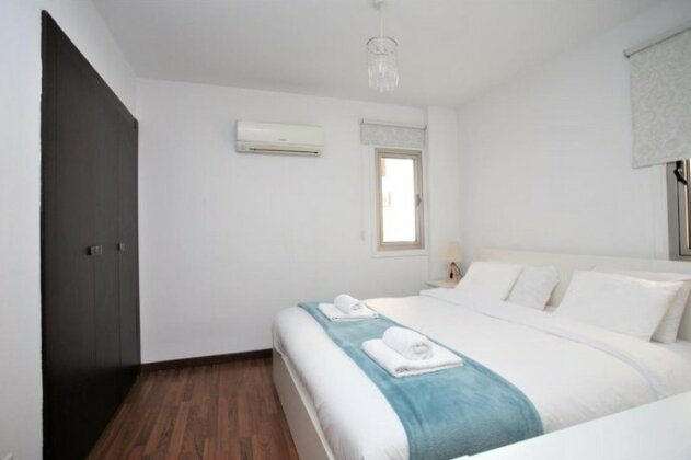 Luxury Two-Bedroom Apartment Semeli Port View - Photo4