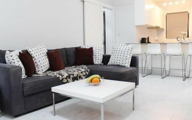 Makenzie Sunset Apartment - Photo2