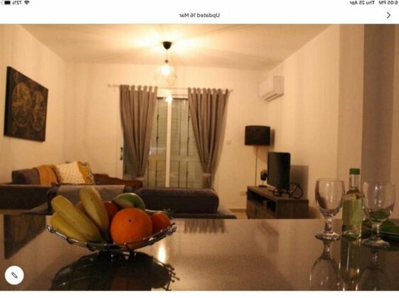 Makenzie Sunset Apartment - Photo4