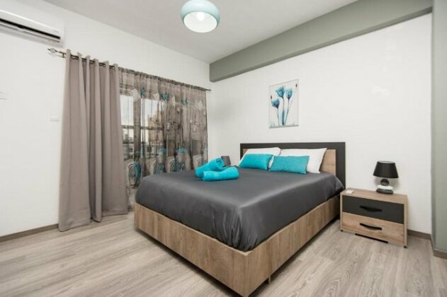 Maple Oak Apartment 401 - Photo2