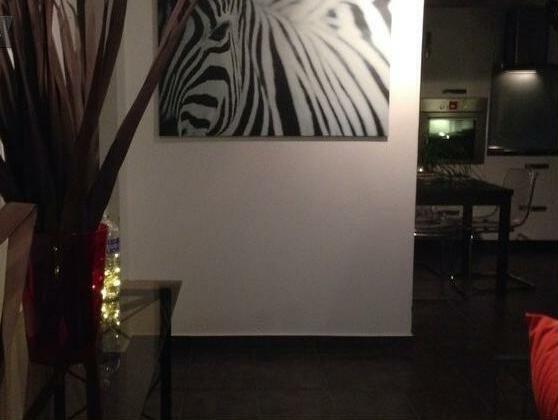 Nicolaos Court - Photo2