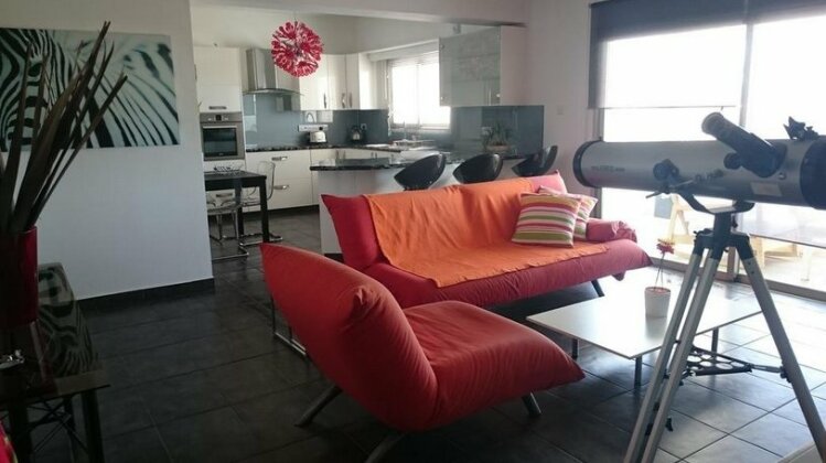 Nicolaos Court - Photo4