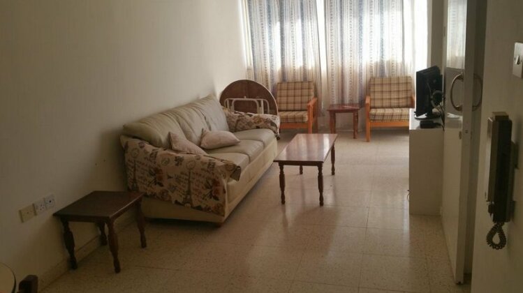 Nondas Hill Apts - Photo2