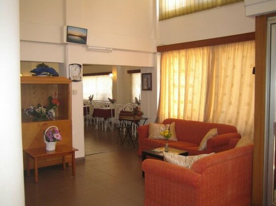 Onisillos Hotel - Photo2