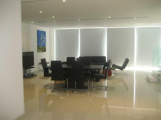 Seaview Penthouse 3B - Photo3