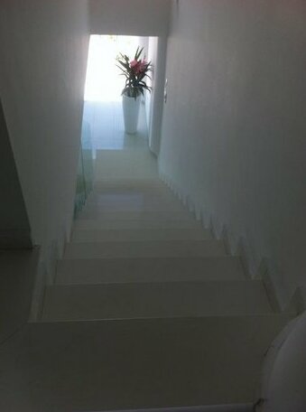 Seaview Penthouse 3B - Photo4