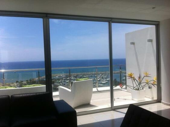 Seaview Penthouse 3B - Photo5