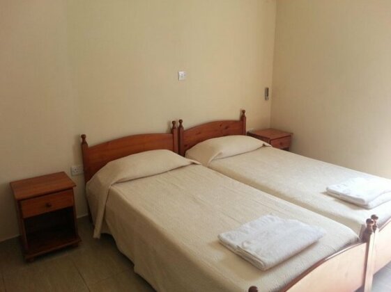 St Lazaros House - Photo2