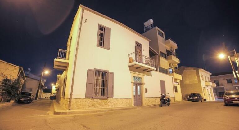 St Lazaros Studios - Photo5