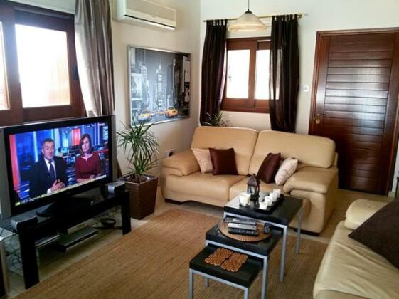 Villa Corona Larnaca - Photo4