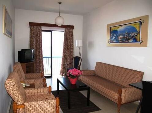 Zodiac Hotel Apartments - Photo4