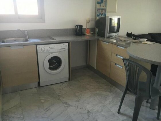 Amathusa Costal Apartment - Photo4