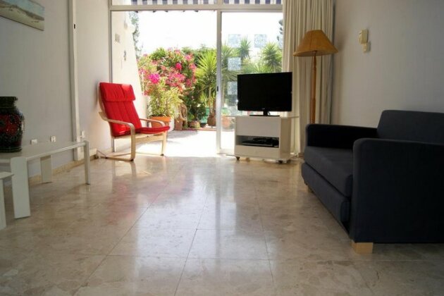 Amathusia Apartment No 11 - Photo3
